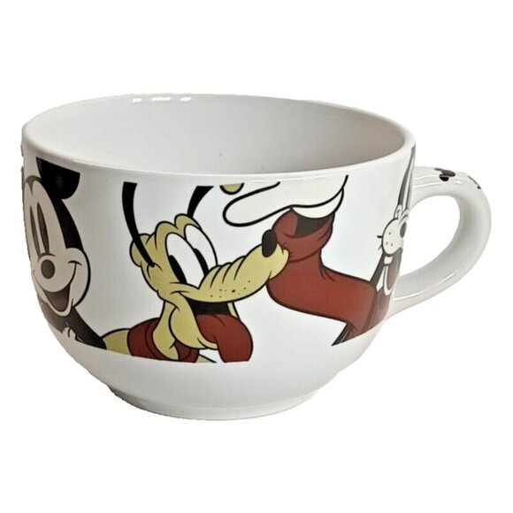 Disney Mickey Mouse & Friends Minnie, Goofy, Pluto, Donald, Daisy Soup Mug - Picture 1 of 11